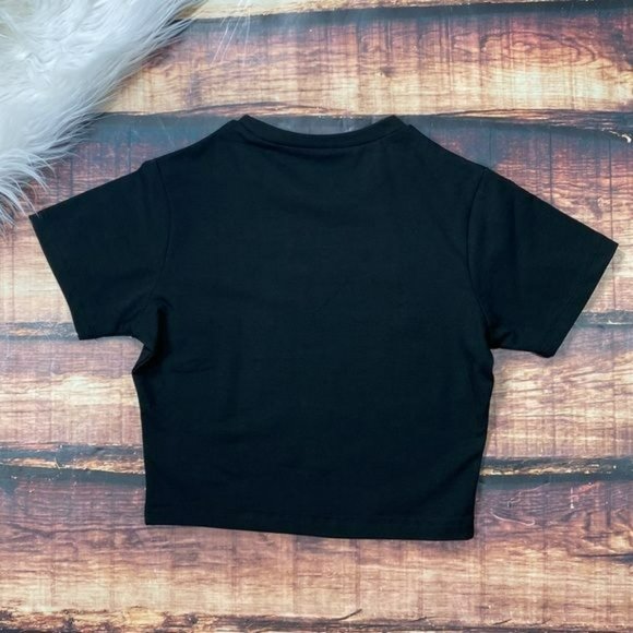 RELISTED Alphalete Logo Crop Top Tee Shirt - Picture 5 of 5